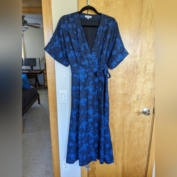 Equipment Nauman A-Line Floral Midi Wrap Dress size 10 navy blue - Picture 2 of 9